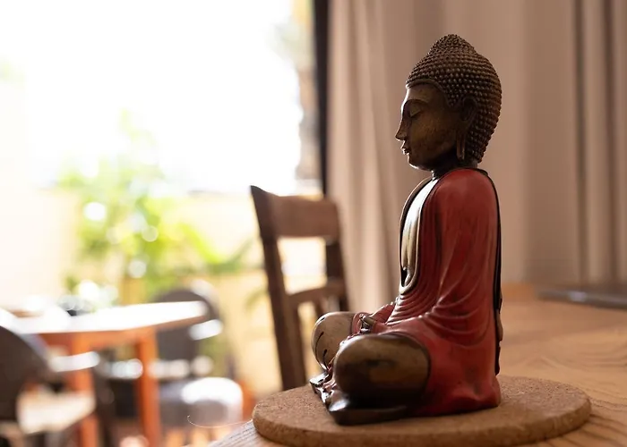 Melo's Place - Cozy With A Sunny Terrace. *