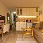 Melo's Place - Cozy With A Sunny Terrace. Διαμέρισμα Arona (Tenerife)