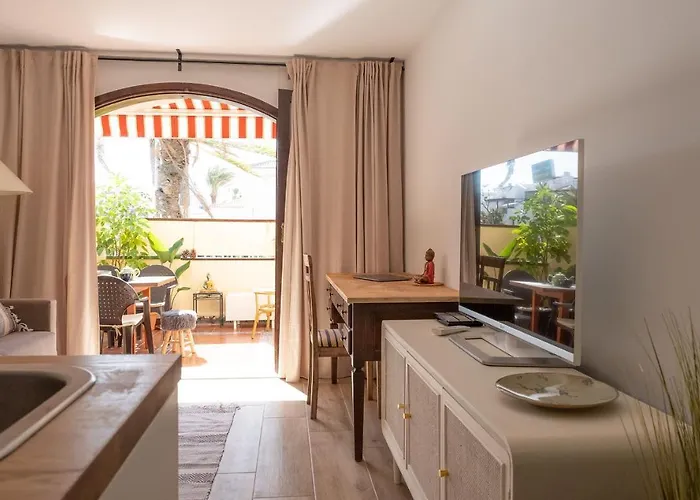 Melo's Place - Cozy With A Sunny Terrace. Daire *