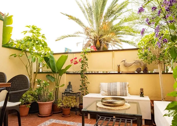 Daire Melo's Place - Cozy With A Sunny Terrace. *