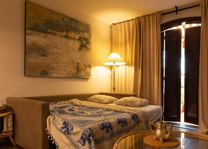 Daire Melo's Place - Cozy With A Sunny Terrace. *